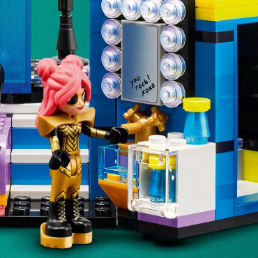 Конструктор LEGO Музыкальное шоу талантов в Хартлейк-Сити Friends 42616, деталей 669 шт купить,NaN