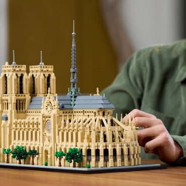 Конструктор LEGO Cобор Парижской Богоматери Architecture 21061, деталей 4383 шт купить,NaN