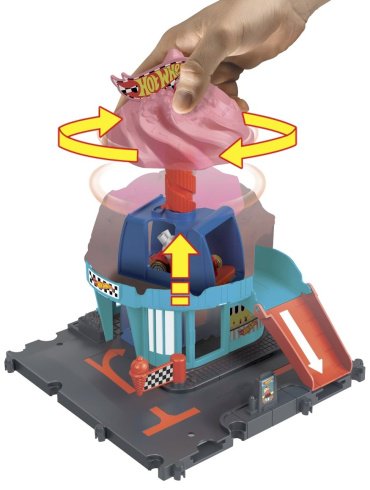 Набор Юный гонщик Hot Wheels HTN770