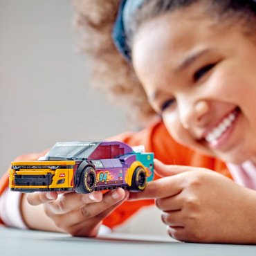 Конструктор LEGO NASCAR Next Gen Chevrolet Camaro Zl Speed Champions 76935, деталей 328 шт купить,NaN