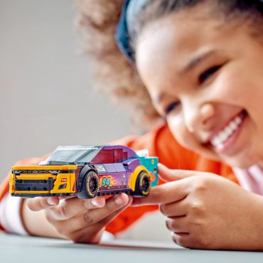 Конструктор LEGO NASCAR Next Gen Chevrolet Camaro Zl Speed Champions 76935, деталей 328 шт купить,NaN