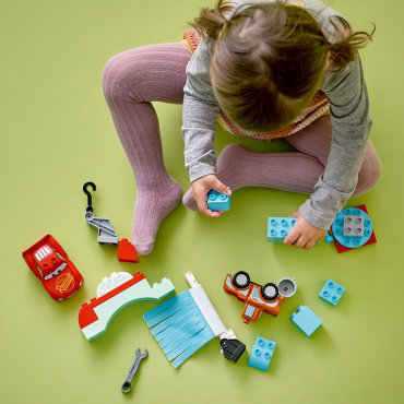 Конструктор LEGO Молния Маккуин и Мэтр 10996, деталей 29 шт купить,NaN