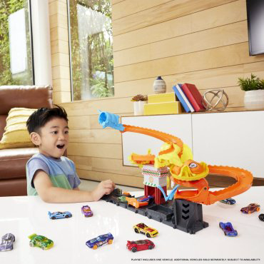 Набор Юный гонщик Hot Wheels HTN810 купить,NaN