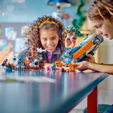 Конструктор LEGO Глубоководная подводная лодка 60379, деталей 842 шт