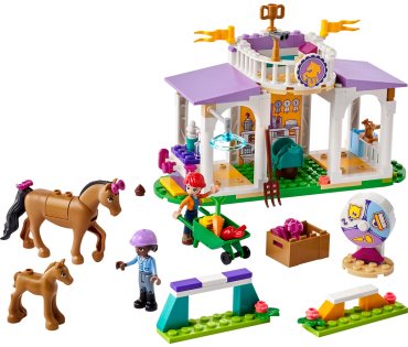 Конструктор LEGO Школа верховой езды 41746, деталей 134 шт