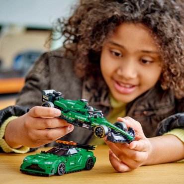 Конструктор LEGO Модель гоночного автомобиля Aston Martin Speed Champions 76925, деталей 564 шт купить,NaN