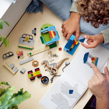 Конструктор LEGO Побег велоцираптора 76957, деталей 137 шт купить,NaN