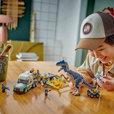 Конструктор LEGO Трейлер для Тиранозавра Jurassic World 76966, деталей 588 шт купить,0