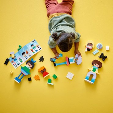 Конструктор LEGO Человечки с эмоциями DUPLO 10423, деталей 71 шт купить,NaN