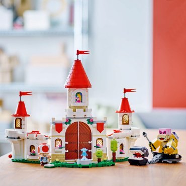 Конструктор LEGO Битва с Роем в замке принцессы Пич Super Mario 71435, деталей 738 шт купить,0