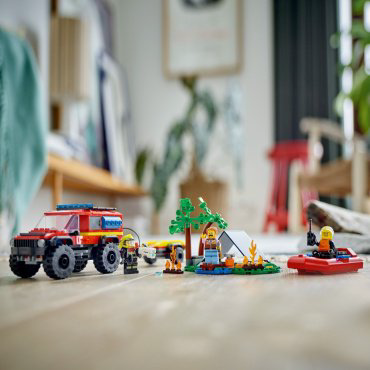 Конструктор LEGO Пожарная машина со спасательным катером CITY 60412, деталей 301 шт купить,NaN