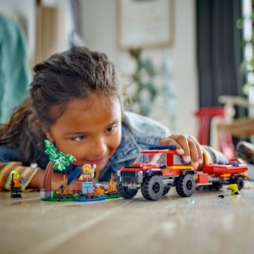 Конструктор LEGO Пожарная машина со спасательным катером CITY 60412, деталей 301 шт купить,0