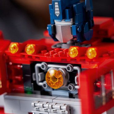 Конструктор LEGO Оптимус Прайм 10302, деталей 1508 шт купить,NaN