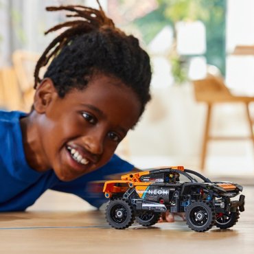 Конструктор LEGO McLaren Extreme E-Race Technic 42166, деталей 252 шт купить,0