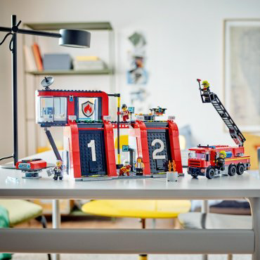 Конструктор LEGO Пожарная часть с пожарной машиной CITY 60414, деталей 843 шт купить,NaN