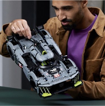 Конструктор LEGO Peugeot 9X8 Hypercar Technic 42156, деталей 1775 шт, мультиколор