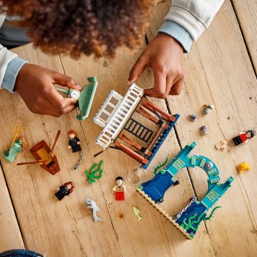 Конструктор LEGO Турнир трех волшебников: Черное Озеро 76420, деталей 349 шт