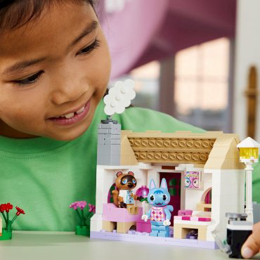 Конструктор LEGO Укромный уголок в домике Рози Animal Crossing 77050, деталей 535 шт купить,NaN