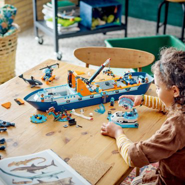 Конструктор LEGO Корабль исследователей Арктики 60368, деталей 815 шт купить,NaN