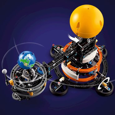 Конструктор LEGO Планета Земля и Луна на орбите Technic 42179, деталей 526 шт купить,NaN