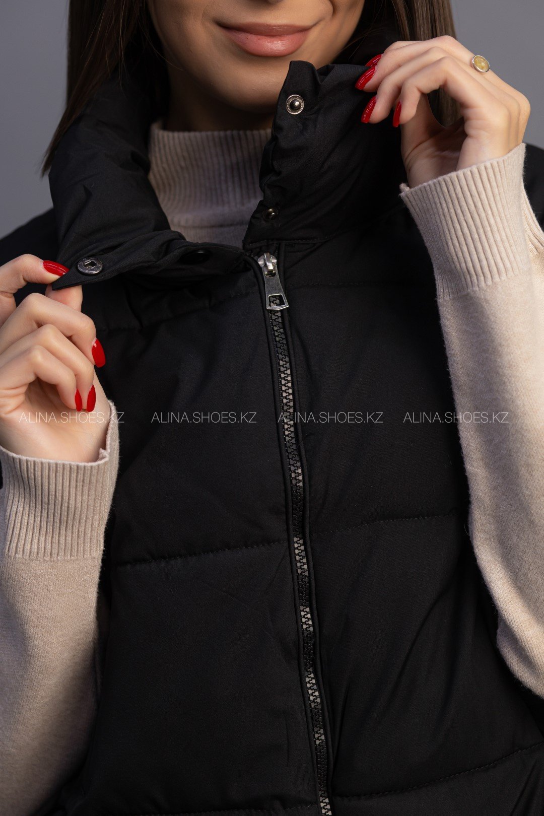 Жилет alinashoes черный купить,NaN