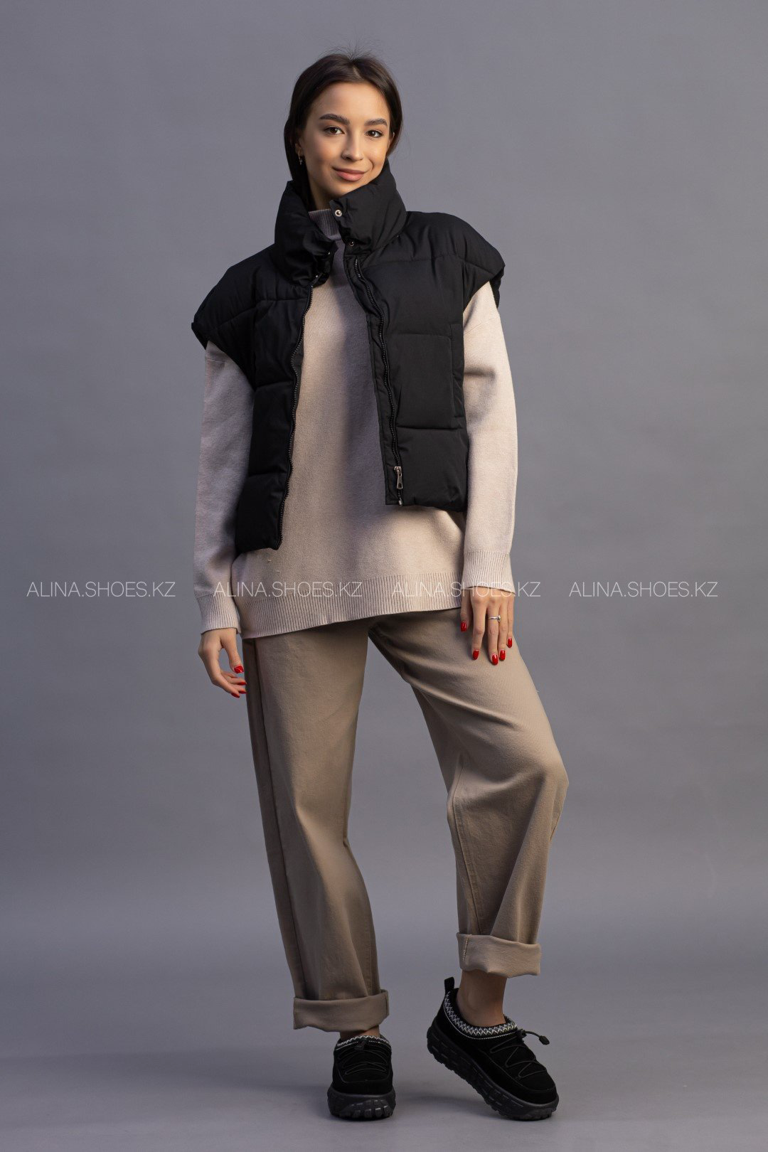 Жилет alinashoes черный купить,NaN