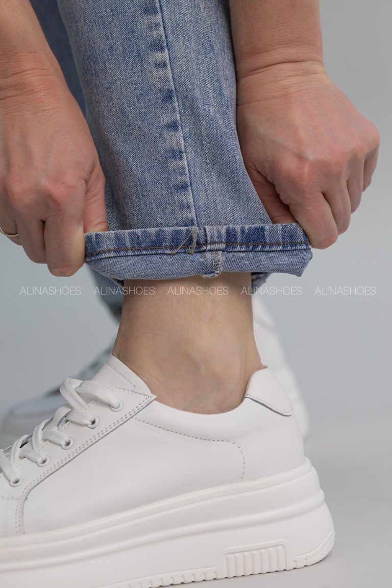 Джинсы зауженные alinashoes голубой купить,NaN