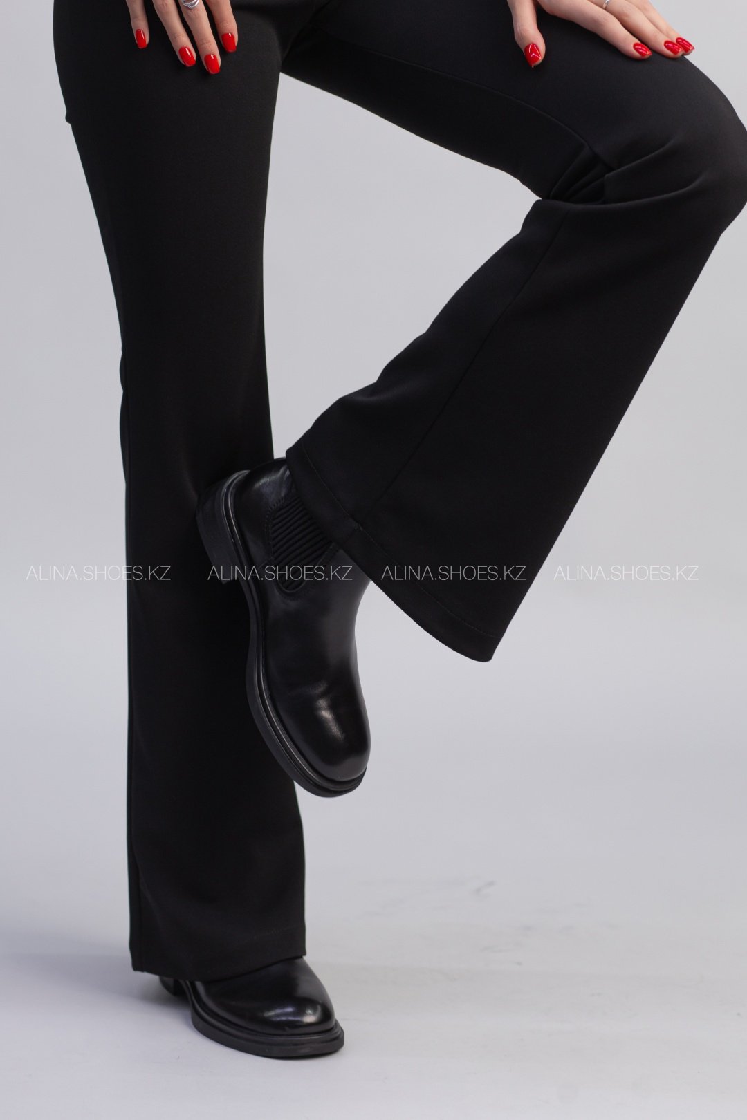 Повседневные брюки alinashoes черный купить,NaN