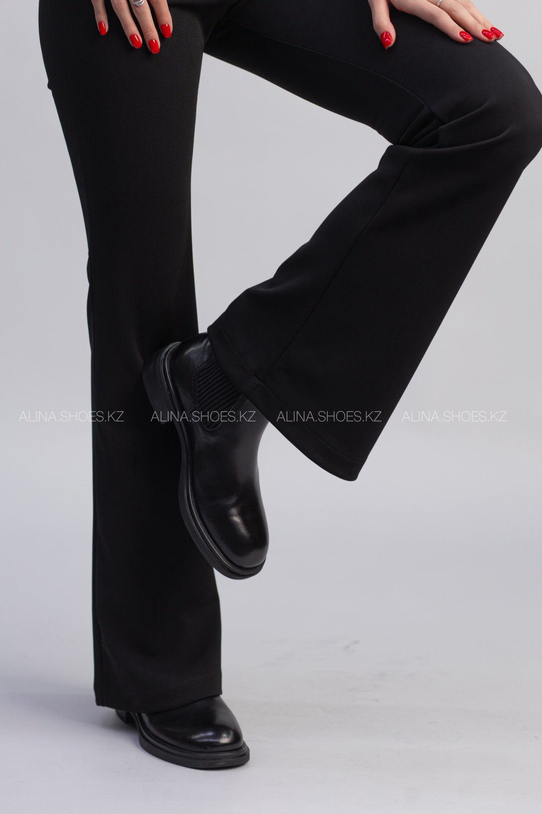 Повседневные брюки alinashoes черный купить,NaN