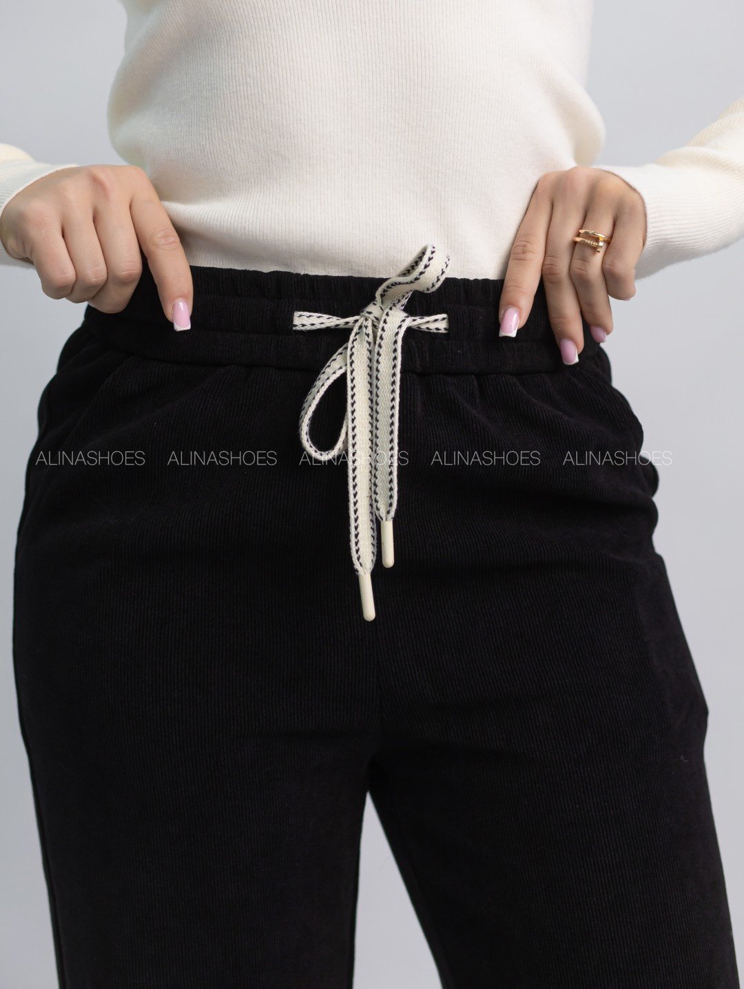 Повседневные брюки alinashoes черный купить,NaN