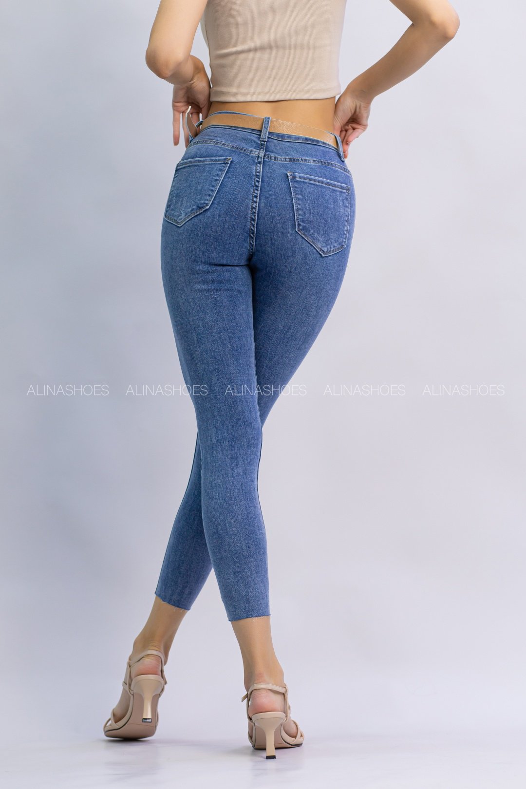 Джинсы зауженные alinashoes голубой купить,NaN