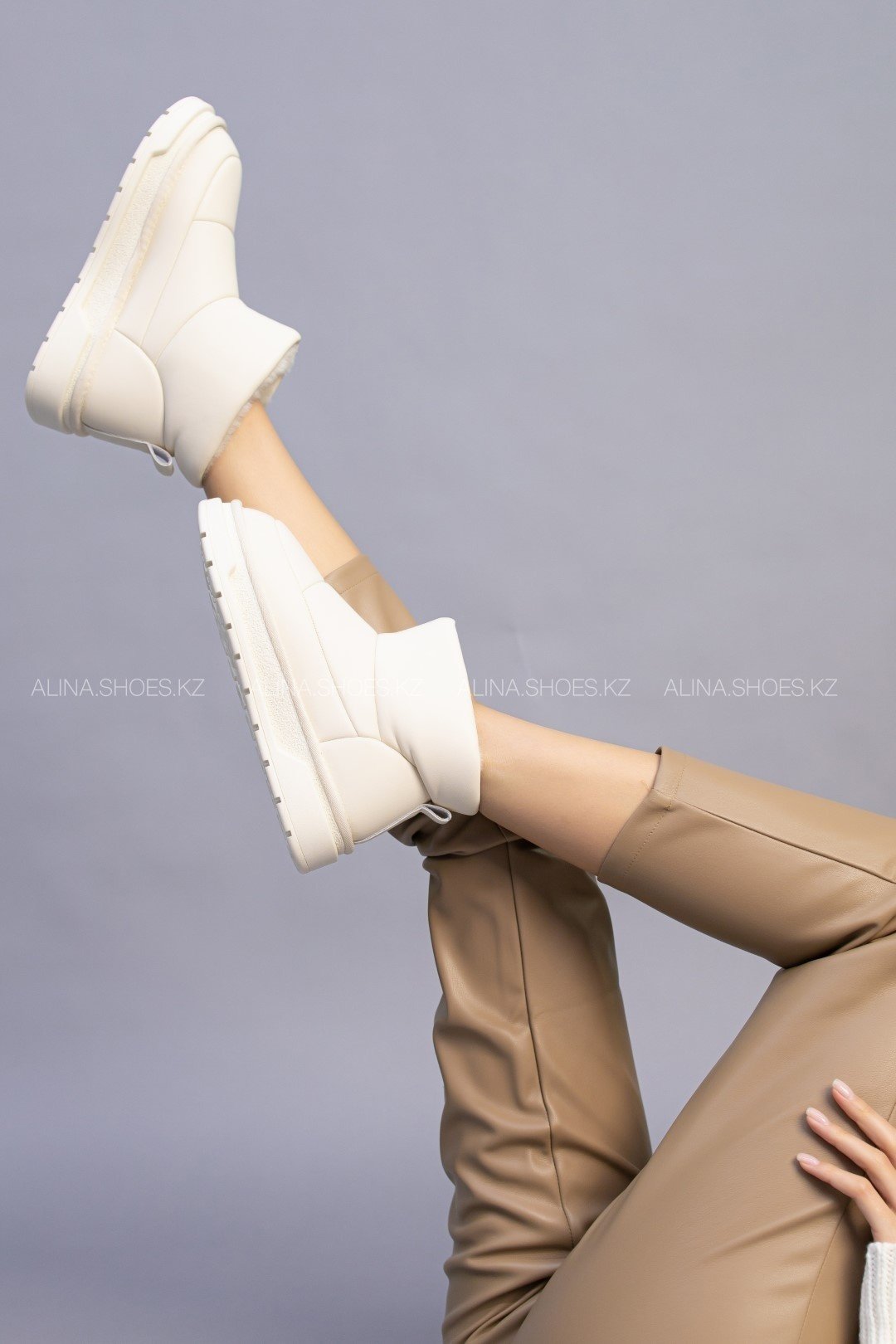 Дутики alinashoes белый купить,NaN