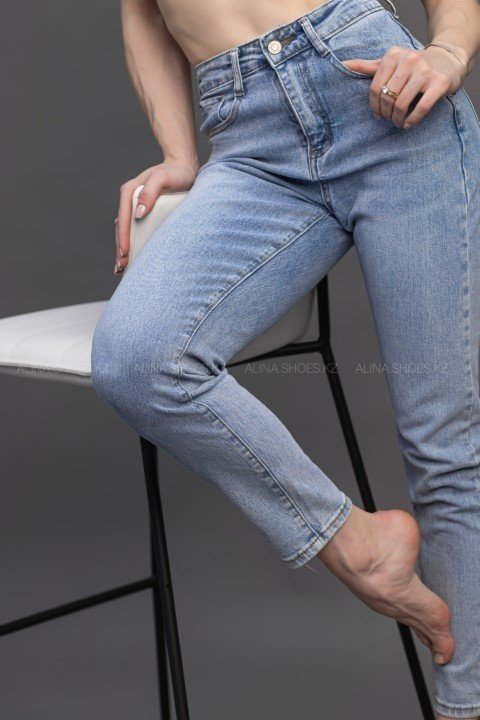 Джинсы джинсы-мом alinashoes голубой купить,NaN
