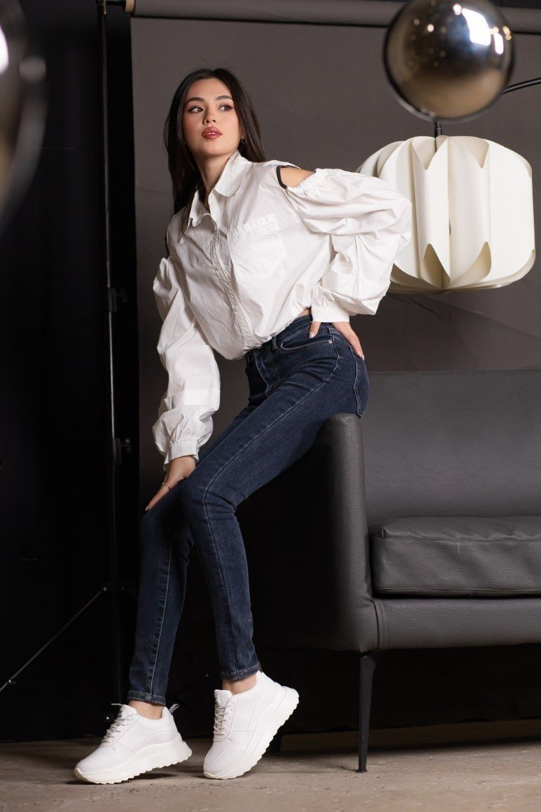 Джинсы зауженные alinashoes синий купить,NaN