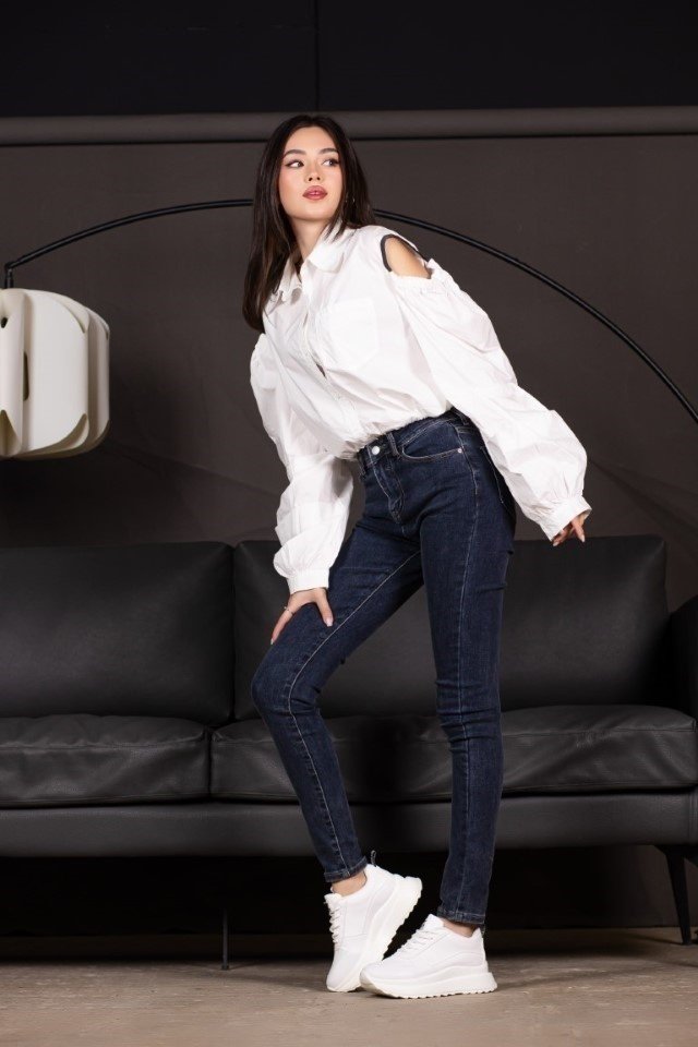 Джинсы зауженные alinashoes синий купить,NaN