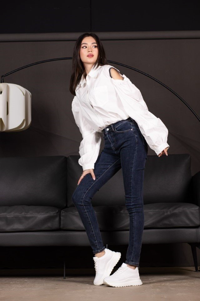 Джинсы зауженные alinashoes синий купить,NaN