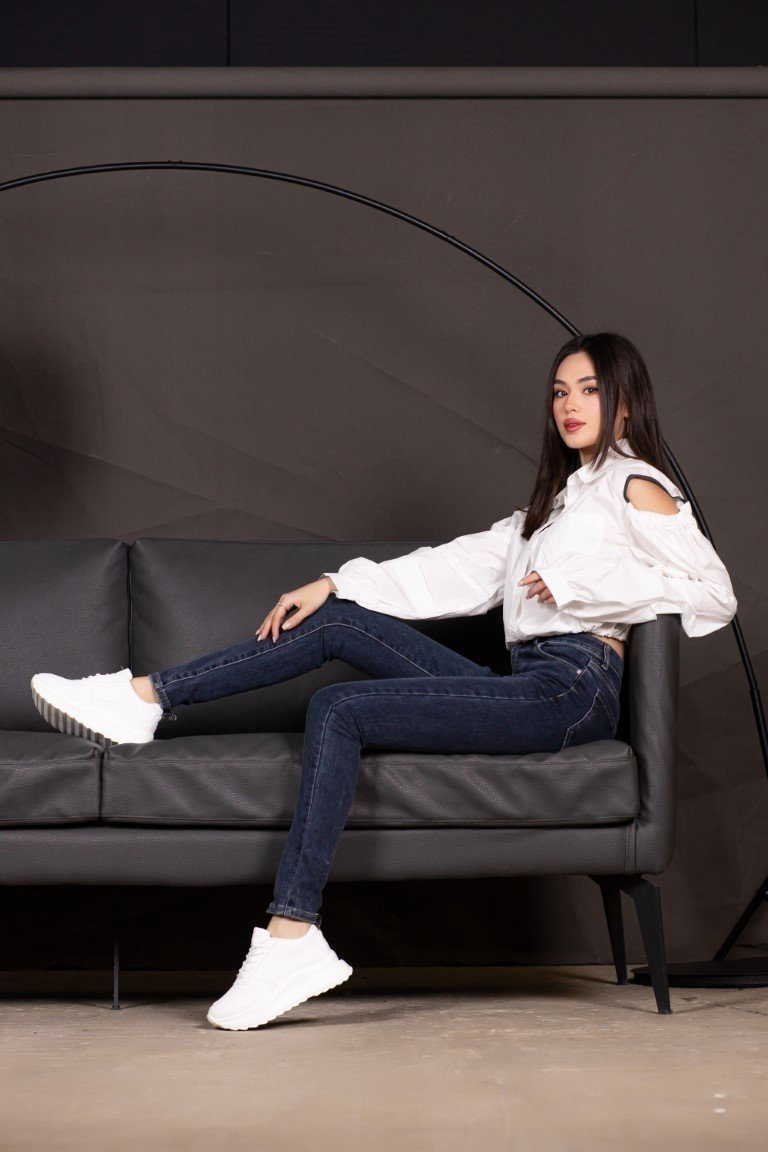Джинсы зауженные alinashoes синий купить,NaN