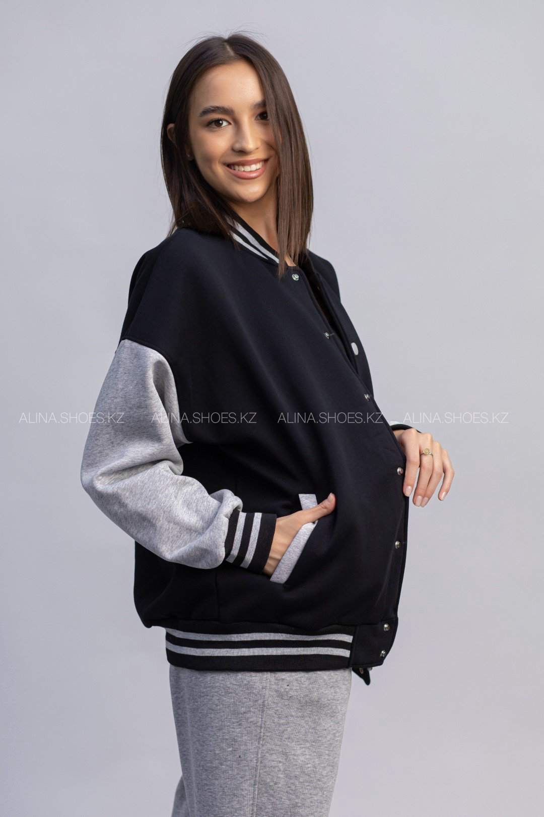 Бомбер alinashoes серый купить,NaN