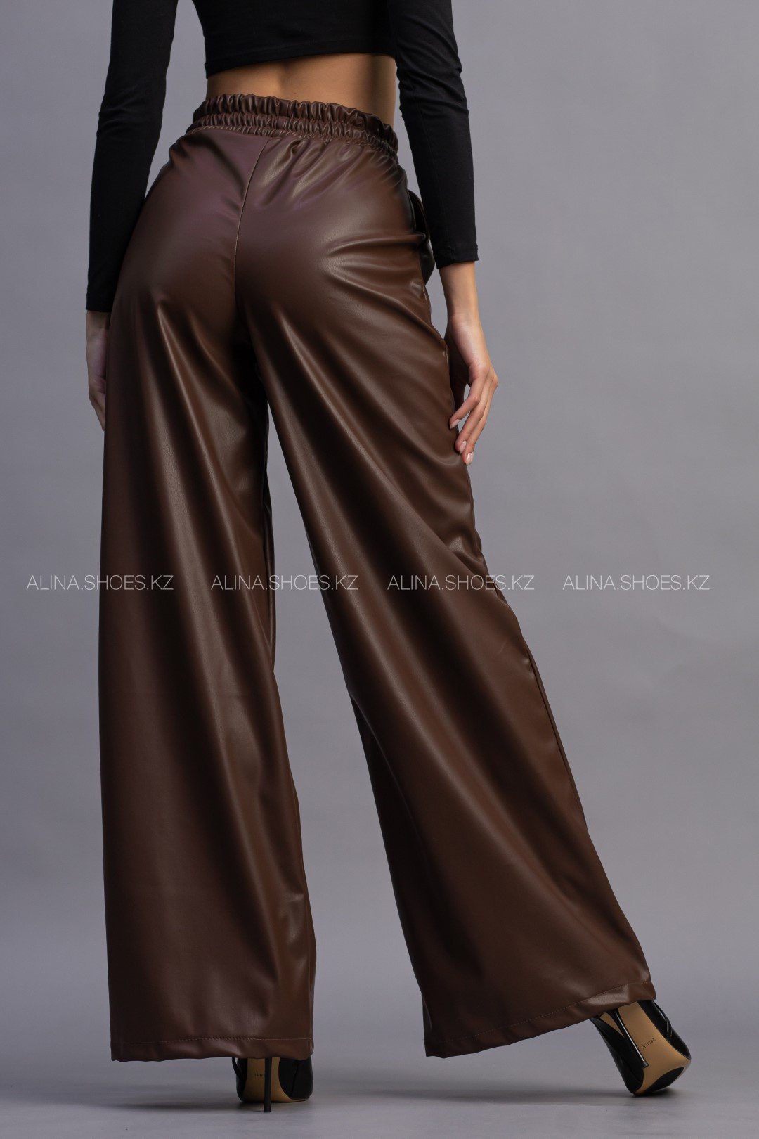 Кожаные брюки alinashoes коричневый купить,NaN
