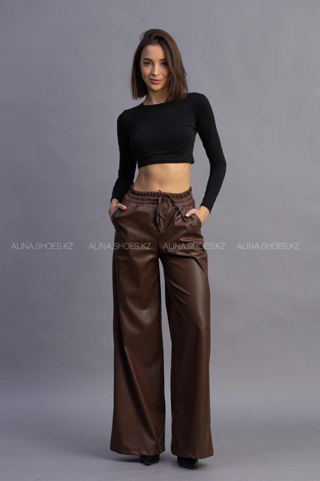 Кожаные брюки alinashoes коричневый купить,NaN
