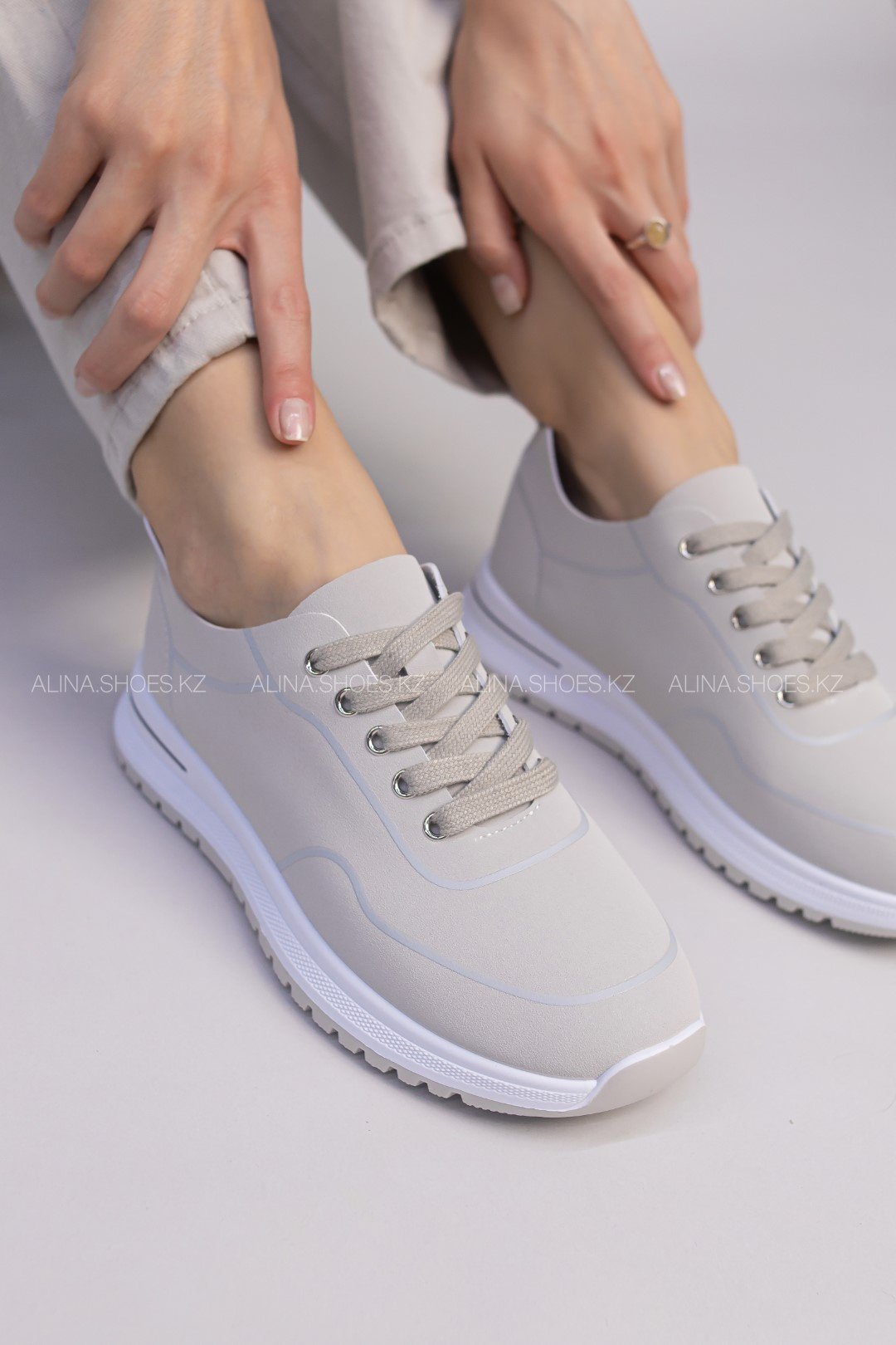 Кроссовки alinashoes бежевый купить,NaN