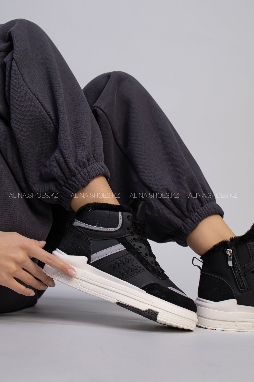 Кроссовки alinashoes черный купить,NaN