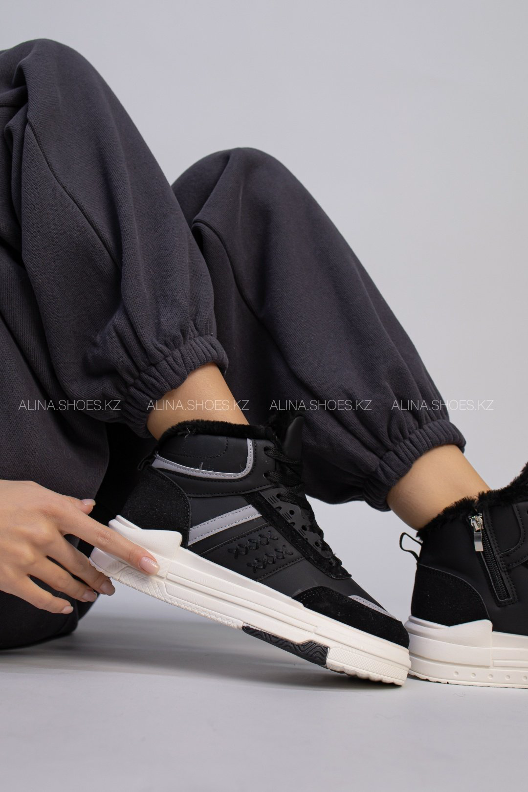 Кроссовки alinashoes черный купить,NaN