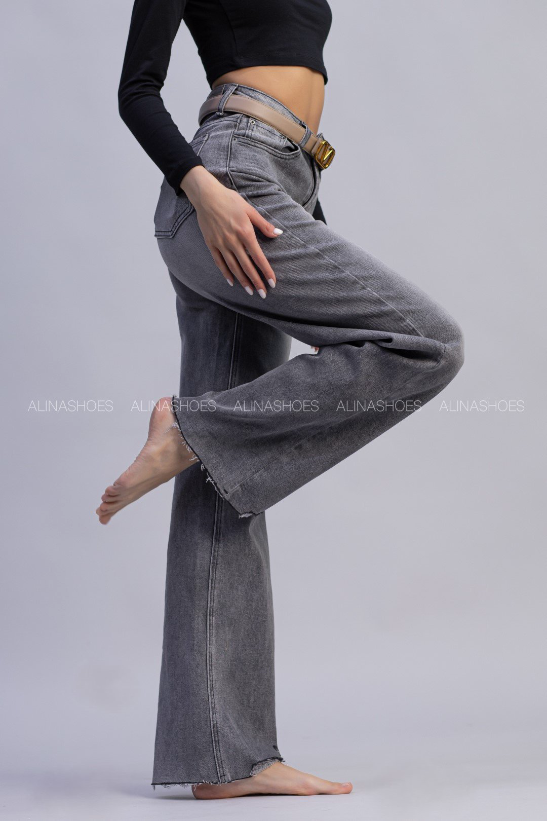 Джинсы прямые alinashoes серый купить,NaN
