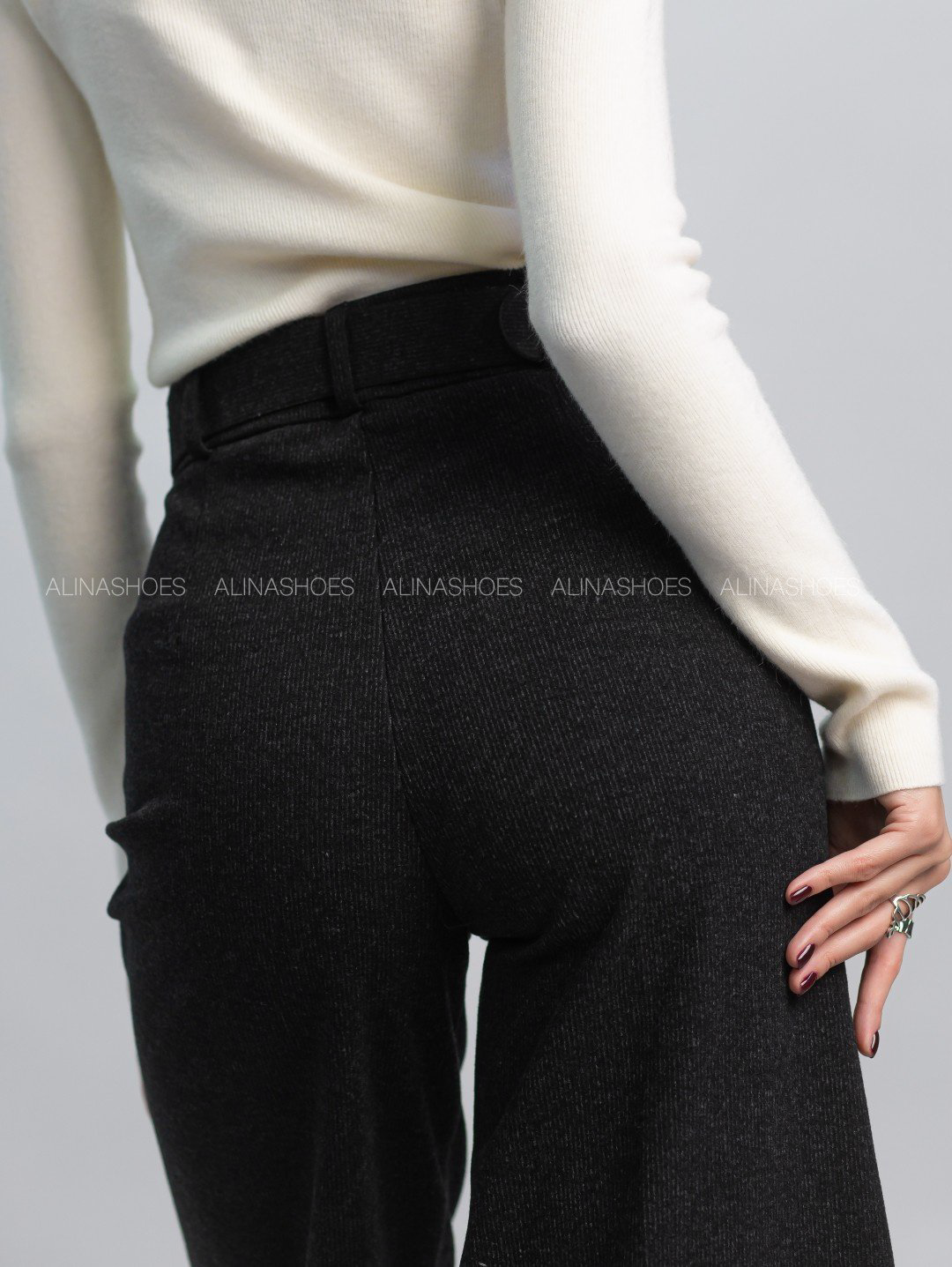 Повседневные брюки alinashoes черный купить,NaN