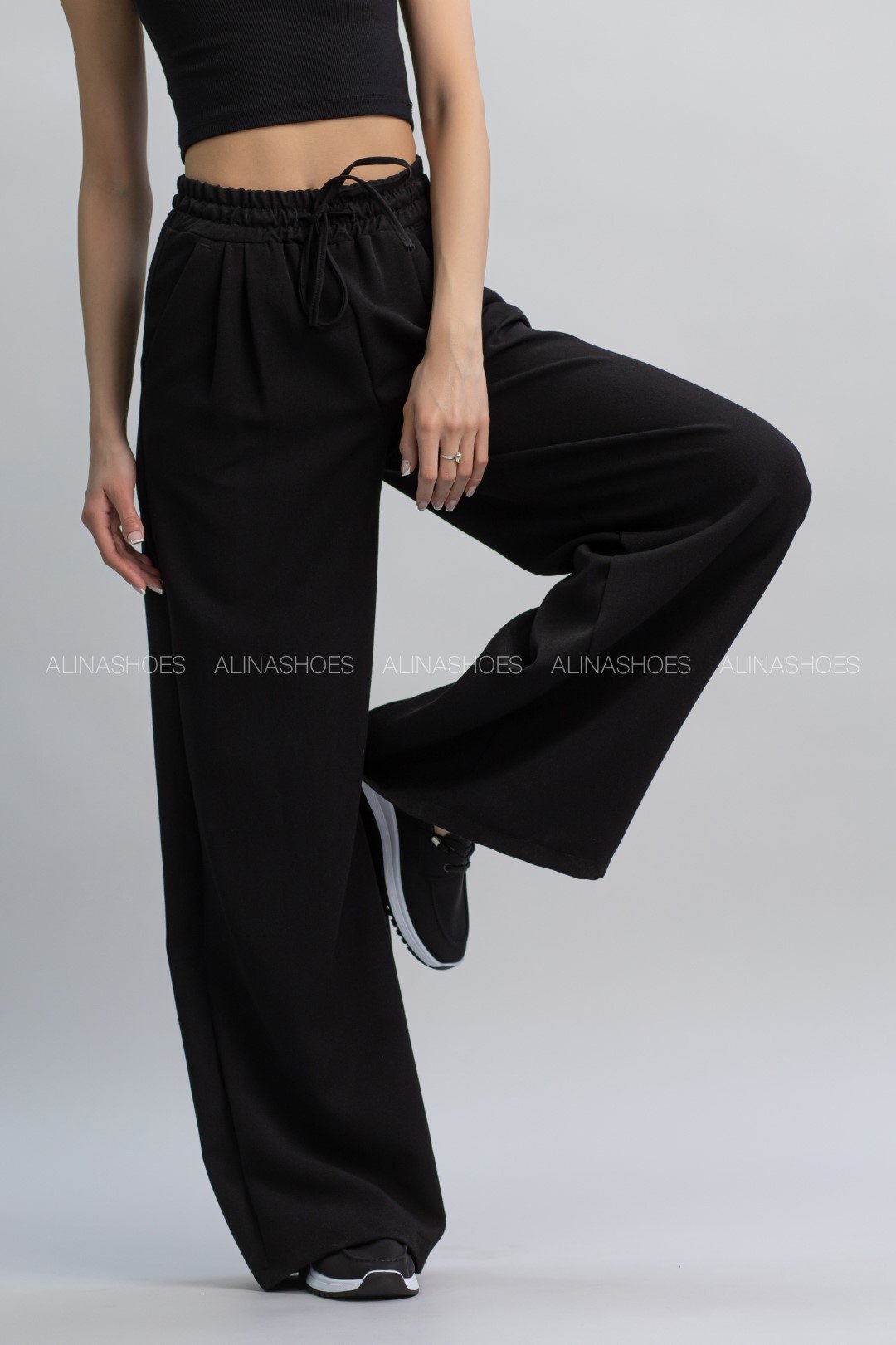 Повседневные брюки alinashoes черный купить,NaN
