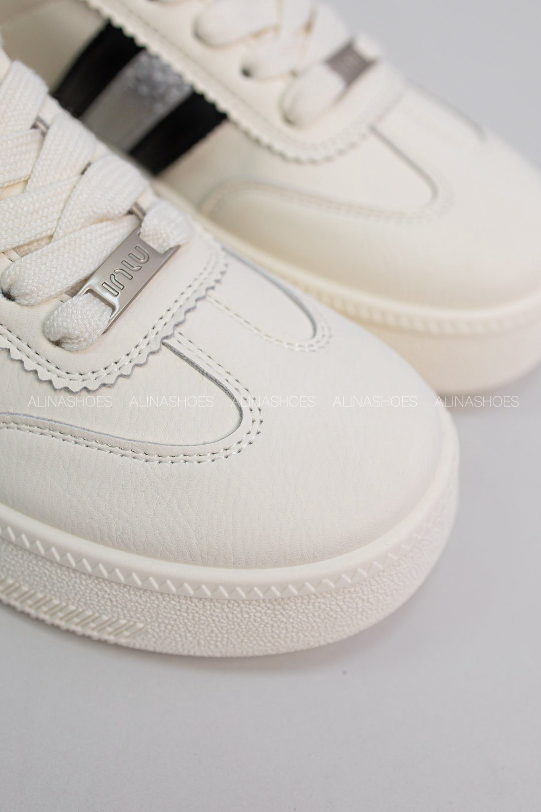 Кроссовки alinashoes черный купить,NaN