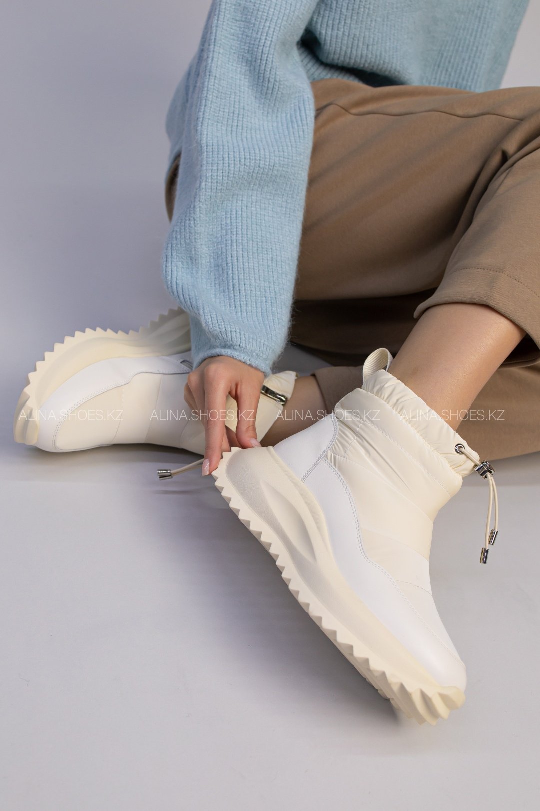 Дутики alinashoes бежевый купить,NaN