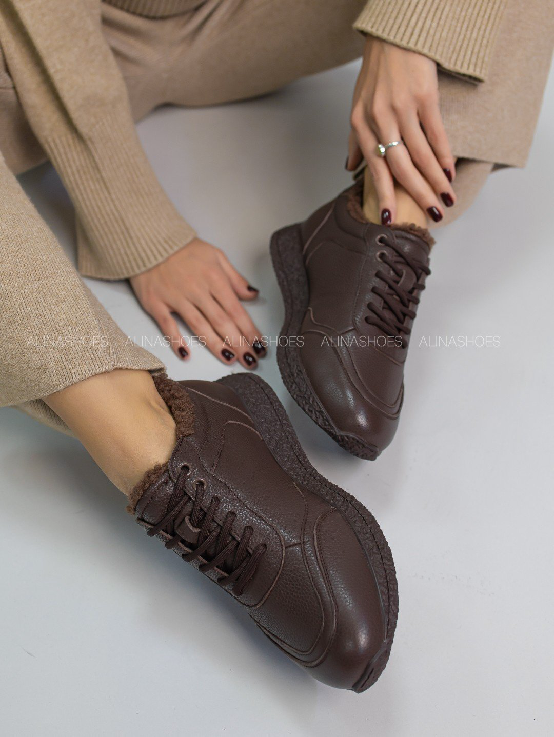 Кроссовки alinashoes коричневый купить,NaN