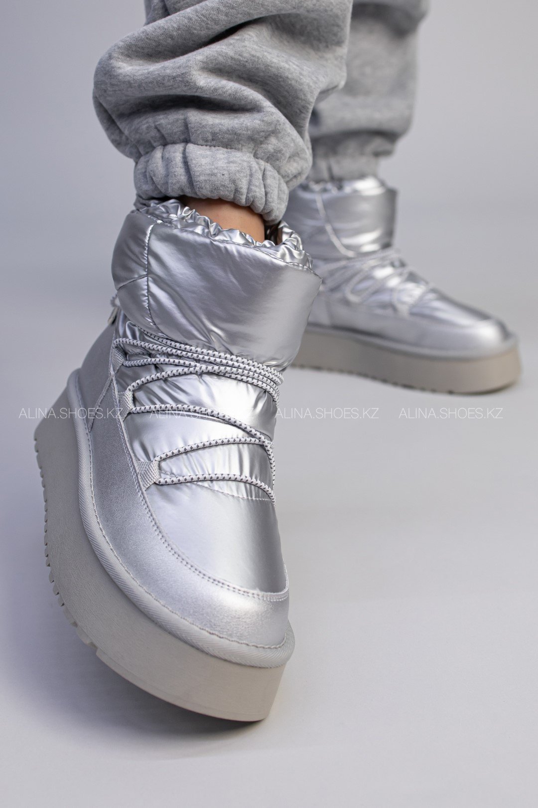 Дутики alinashoes серебристый купить,NaN
